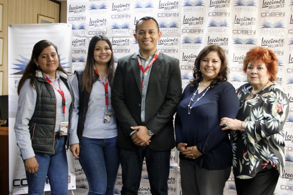 Representantes de Agromsa y Fundación Miguel Torrebiarte celebraron la firma del convenio. (Foto: cortesía Grupo Progreso)