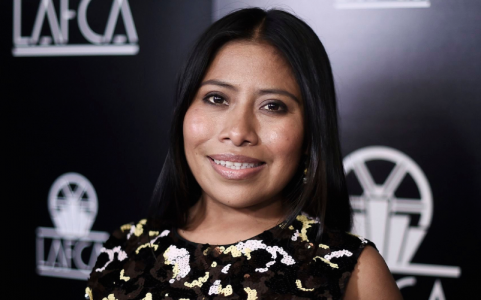 Auto identificada como “indígena mexicana” día a día da de qué hablar con sus profundos mensajes. (Foto:Indie Wire)