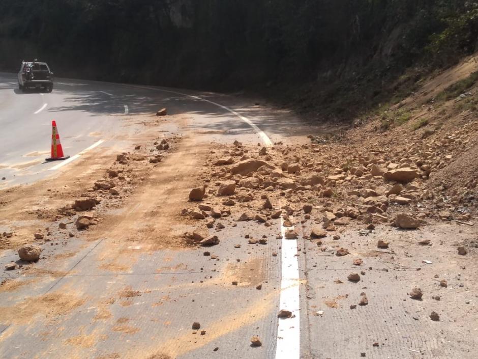 El derrumbe afecta la ruta hacia occidente. (Foto: Municipalidad de Mixco)