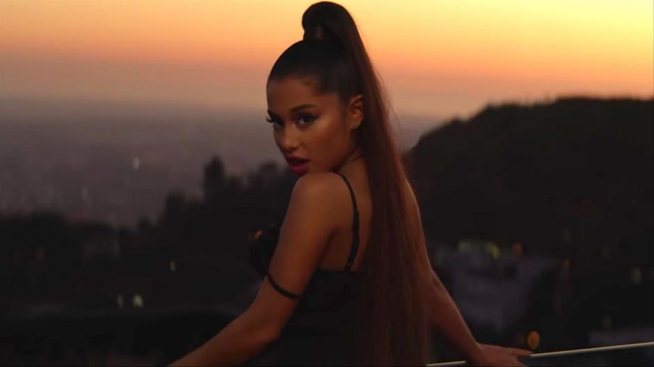 El nuevo video de Ariana Grande cuas&oacute; un gran revuelo. (Foto: captura de pantalla)&nbsp;