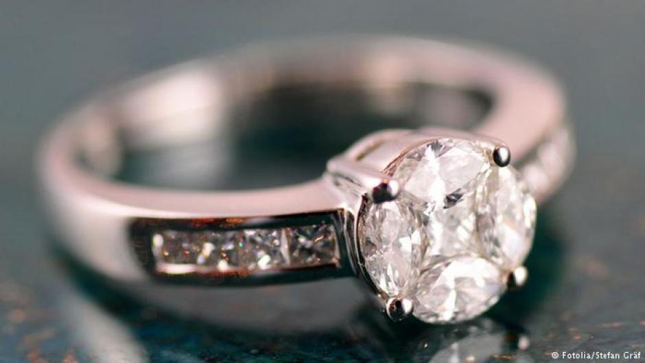 Un turista irland&eacute;s rob&oacute; un diamante de una joyer&iacute;a y se la trag&oacute; para disimular su atraco. (Foto: DW en espa&ntilde;ol)