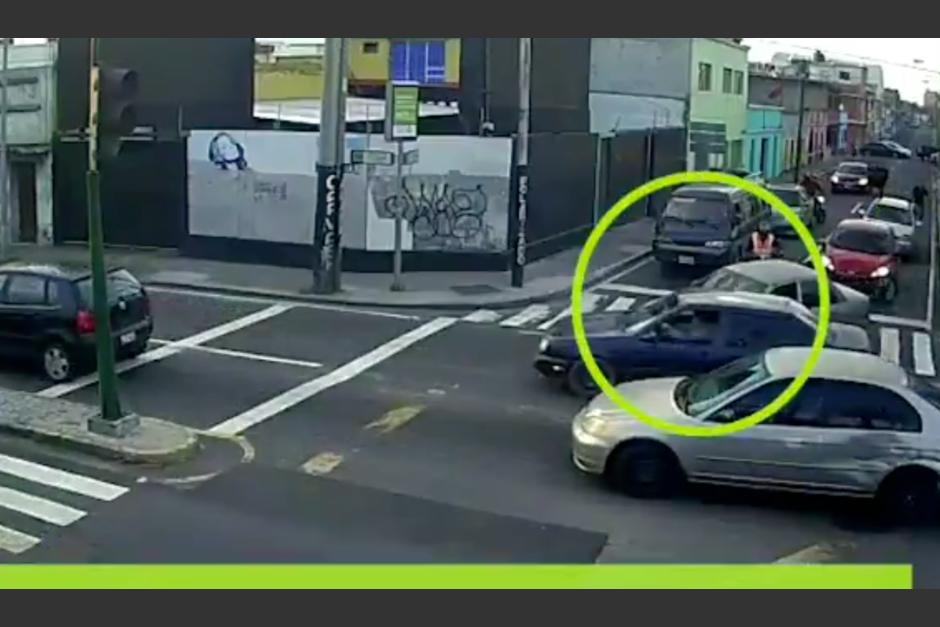 Una violenta persecuci&oacute;n termin&oacute; en un accidente. (Foto: Captura de pantalla)&nbsp;