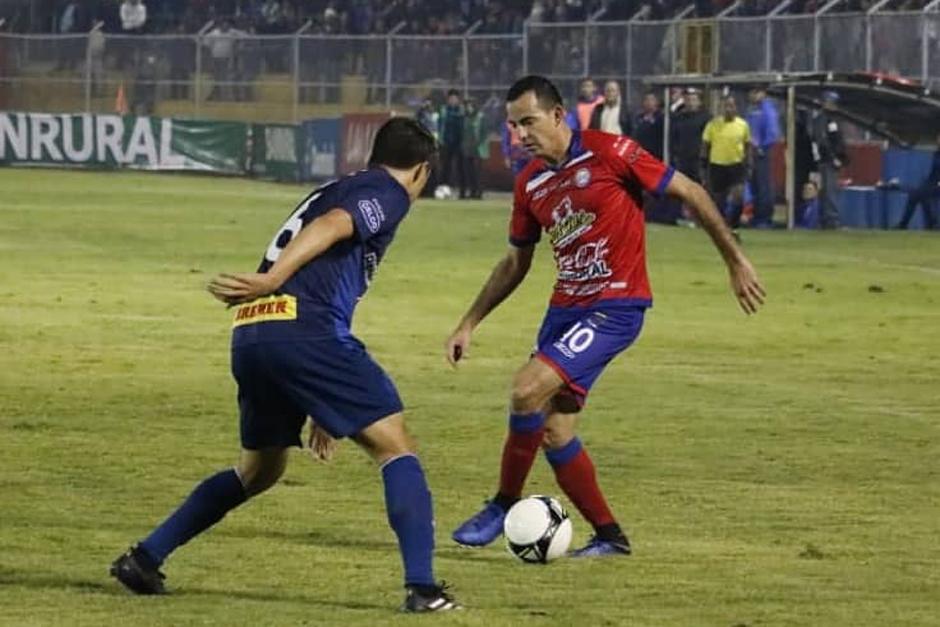 Un intenso empate se vivió en el partido entre Xelajú y Municipal. (Foto: Cortesía Xelajú MC)