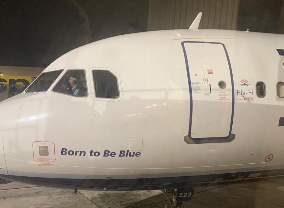La mujer entr&oacute; en labor de parto en pleno vuelo y tuvo que ser atendida por algunos pasajeros. (Foto: JetBlue)