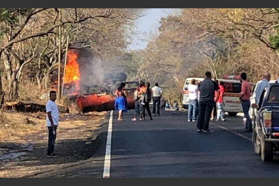 Se desconocen las causas por las que explotó el cisterna con combustible. (Foto: captura pantalla)&nbsp;