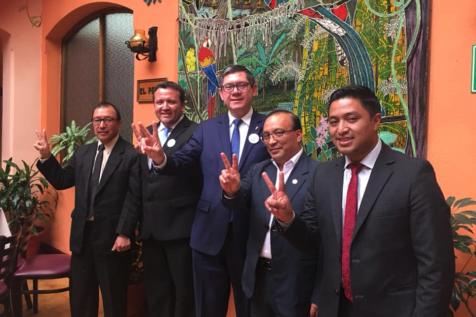 La planilla liderada por Ovidio Orellana ser&aacute; la encargada dirigir el Colegio de Abogados. (Foto: Ovidio Orellana)