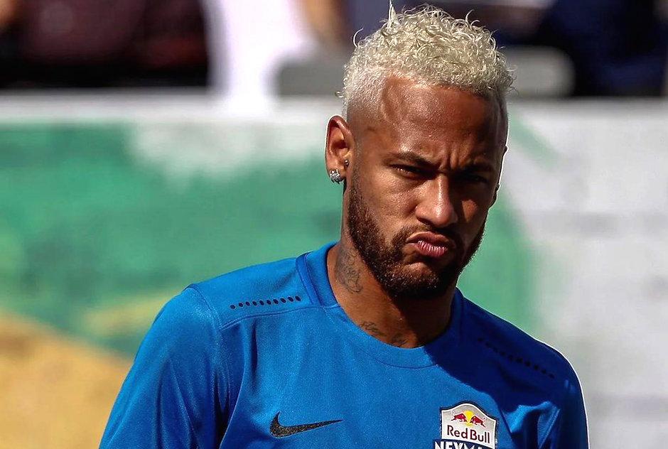 Neymar dio declaraciones que no le gustar&aacute;n al PSG, despu&eacute;s de participar en un evento de su Fundaci&oacute;n. (Foto: Twitter)