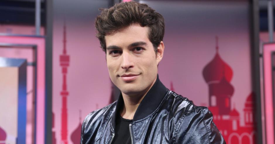 El actor ecuatoriano ha participado en varias telenovelas y es considerado como uno de los actores m&aacute;s guapos. (Foto: People en Espa&ntilde;ol)&nbsp;