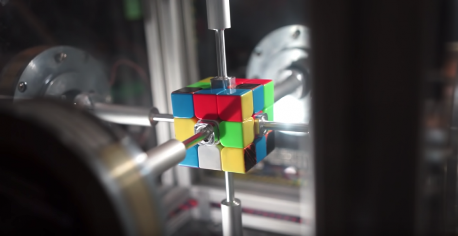 Investigadores han desarrollado un algoritmo de Inteligencia Artificial (IA) que puede resolver un cubo de Rubik en menos de un segundo. (Foto: Youtube).