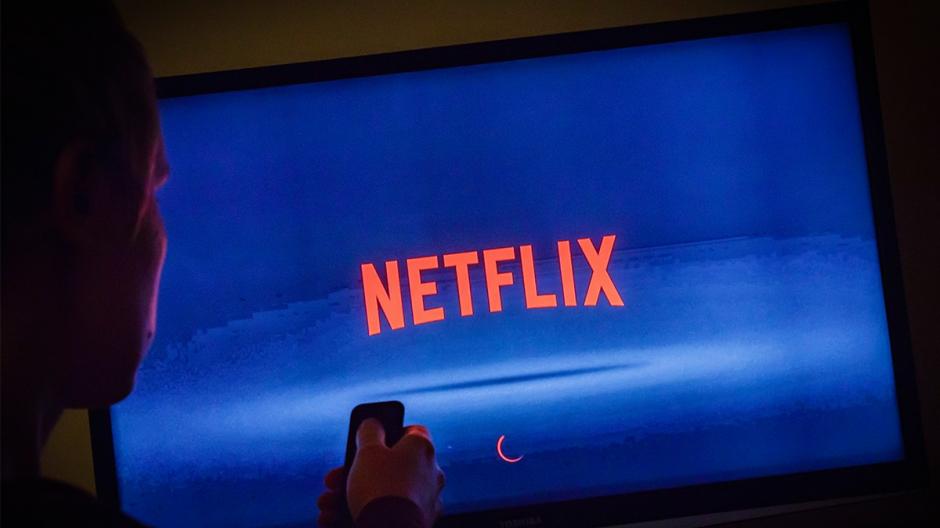 Series, documentales y pel&iacute;culas para todos los gustos vuelven para enganchar a los suscriptores de esta plataforma. (Foto: GQ M&eacute;xico)