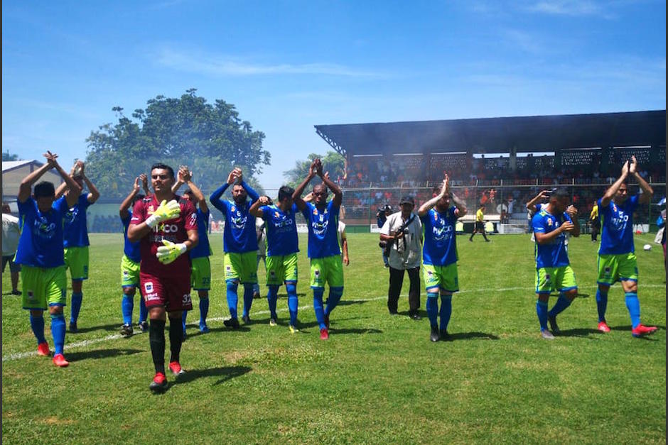 Mixco disputó su primer partido en la Liga Nacional ante Siquinalá. (Foto: Deportivo Mixco)