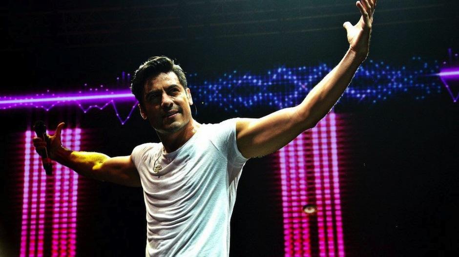 La sensual foto de Carlos Rivera que alborot&oacute; las redes. (Foto: Oficial)&nbsp;