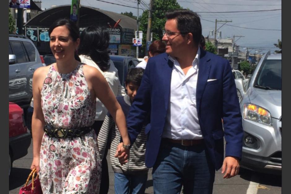 Julio H&eacute;ctor Estrada vot&oacute; en la zona 12 capitalina. (Foto: Nehtzer Guerra&rlm;)