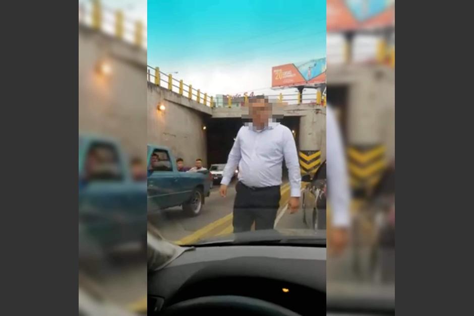 El hombre se volvió viral en redes sociales por su agresión. (Foto: captura video/Facebook)&nbsp;