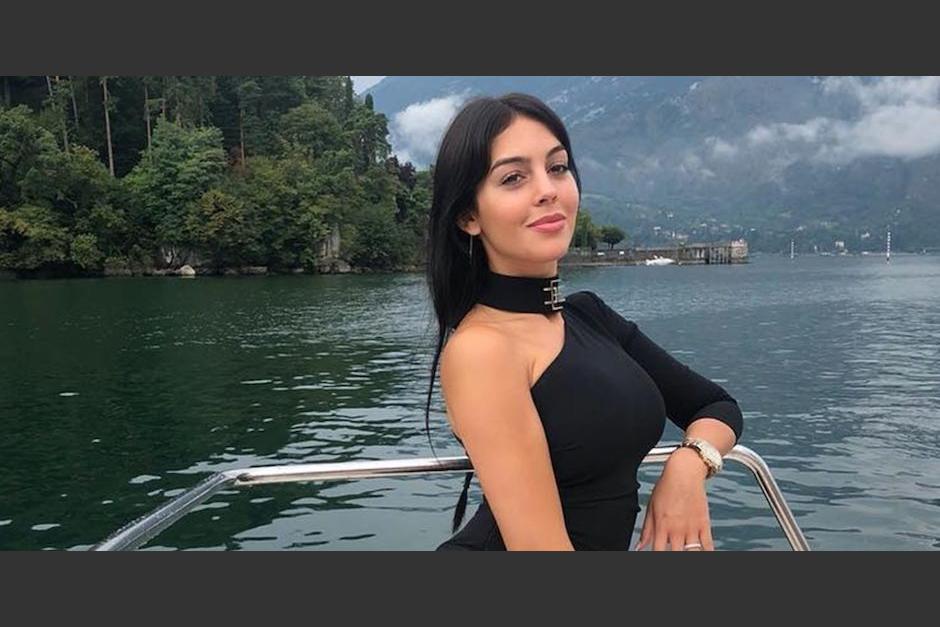 El traje de baño que resaltó las curvas de Georgina Rodríguez | Soy502