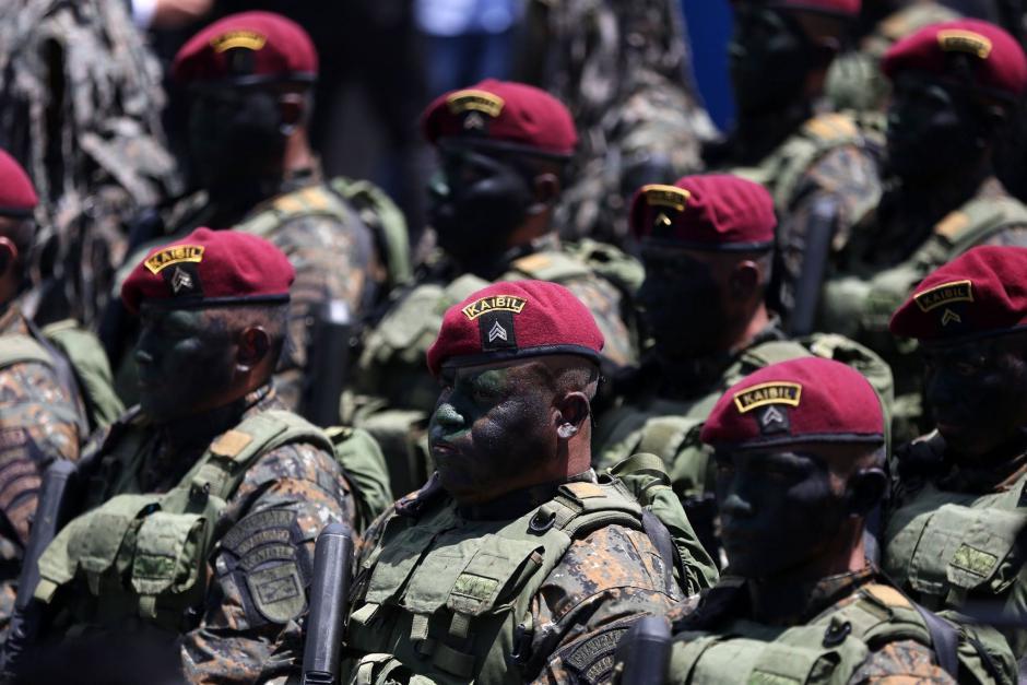 El Ej&eacute;rcito desfilar&aacute; este domingo sobre la Zona 13 y Zona 9 capitalina. (Foto: archivo/Soy502)