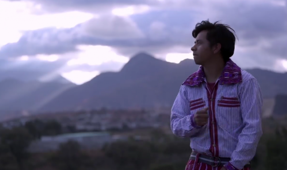 Rolando Mendoza de Todos Santos envi&oacute; un mensaje de paz a trav&eacute;s de su m&uacute;sica. (Foto: oficial)&nbsp;