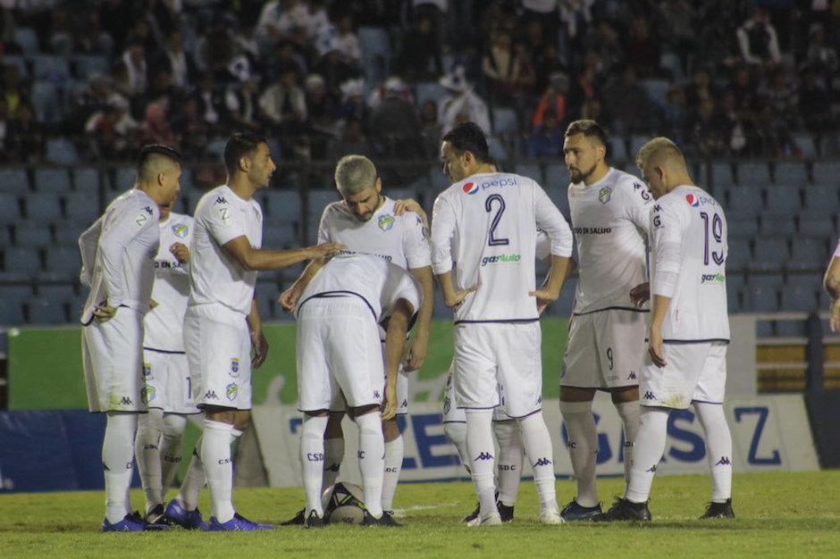 Comunicaciones FC enfrent&oacute; el s&aacute;bado a Iztapa en el estadio Doroteo Guamuch Flores. (Foto: Archivo/Soy502)