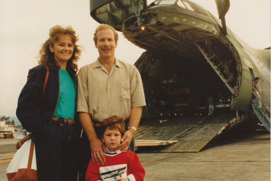 El fallecido Álvaro Arzú junto a su esposa Patricia Escobar y uno de sus hijos Álvaro Arzú Escobar. (Foto: Twitter AlvaroArzuE)&nbsp;