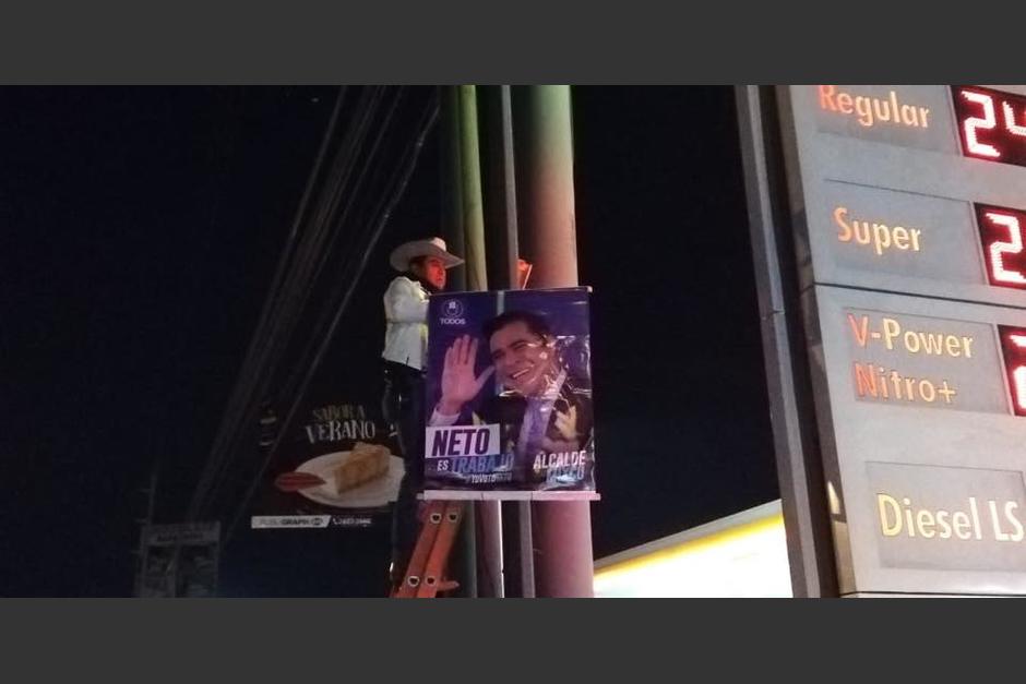 Neto Bran ha estado haciendo campaña en horas de trabajo, a pesar de que la ley se lo prohibe. (Foto: Neto Bran/Facebook)