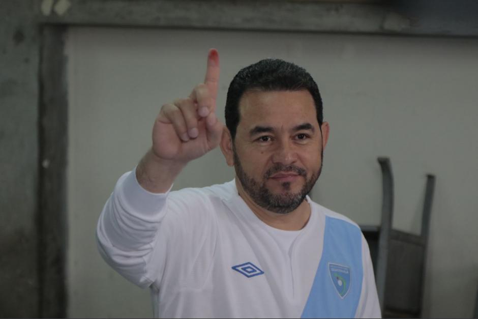 Los internautas reaccionaron ante la celebración en twitter del Presidente de Guatemala. (Foto: Archivo/Soy502)&nbsp;