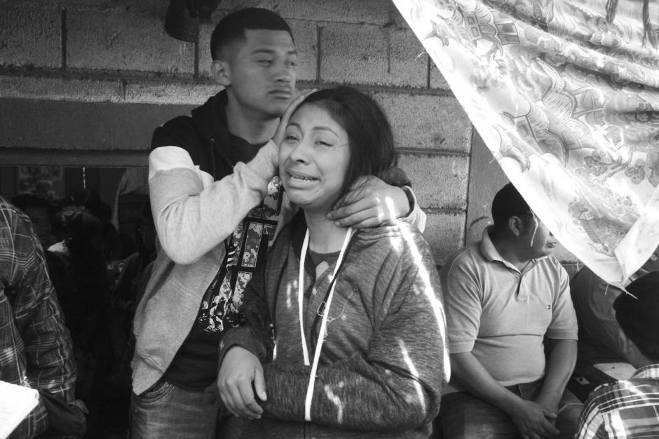 Sofía Perechú relata que su padre recibió una llamada ya que un amigo suyo había sido arrollado en la carretera. (Foto: Fredy Hernández/Soy502)