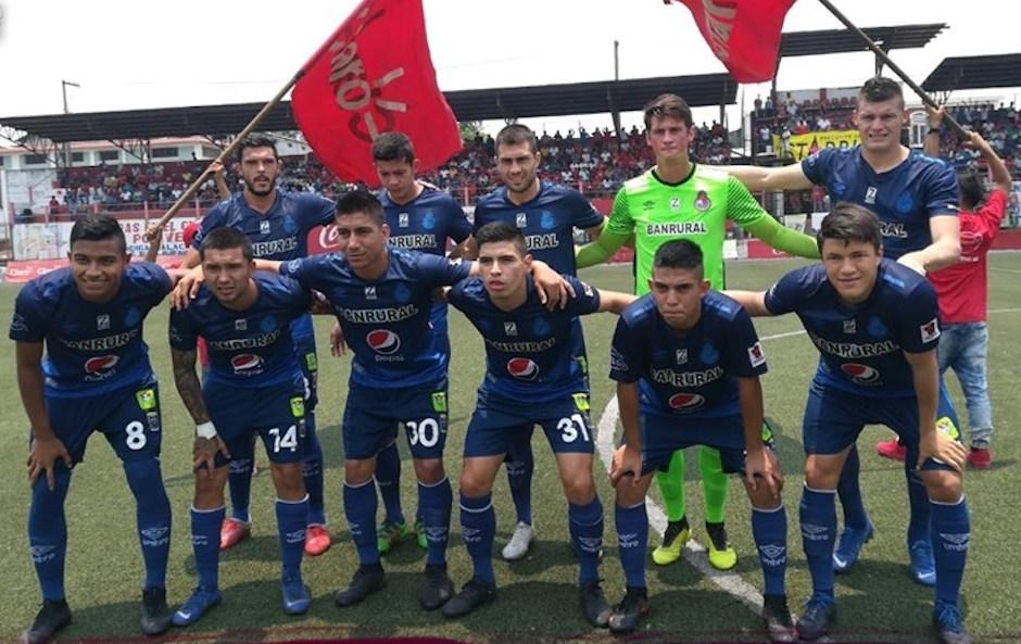 Equipo titular de Municipal en el duelo ante los Toros. (Foto: Malacateco)