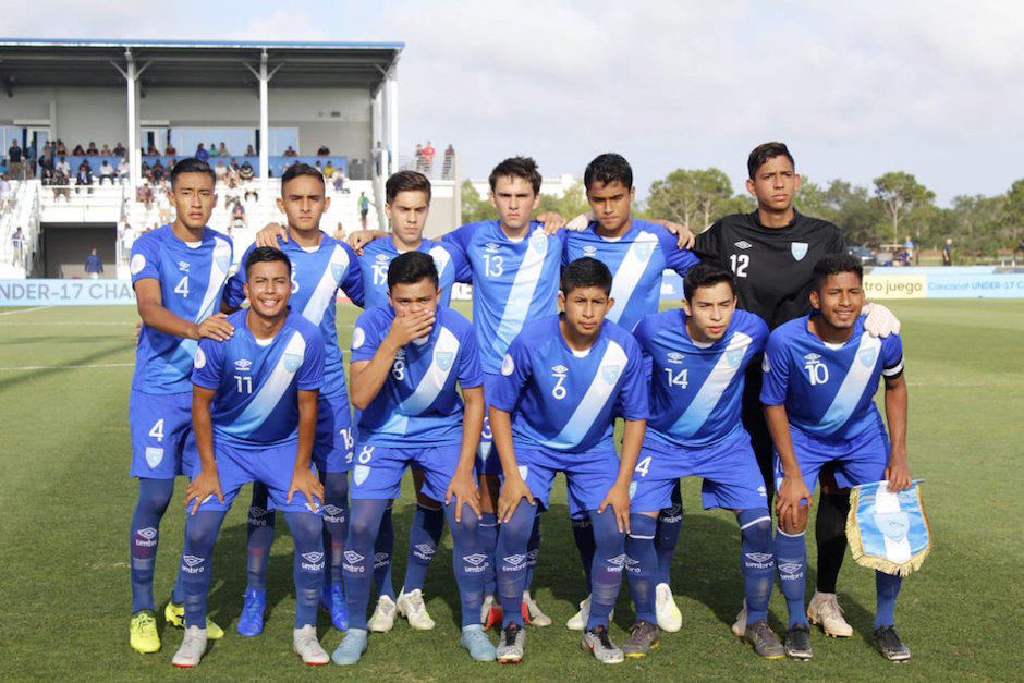 Equipo titular de Guatemala para el duelo ante Canadá. (Foto: Fedefut)
