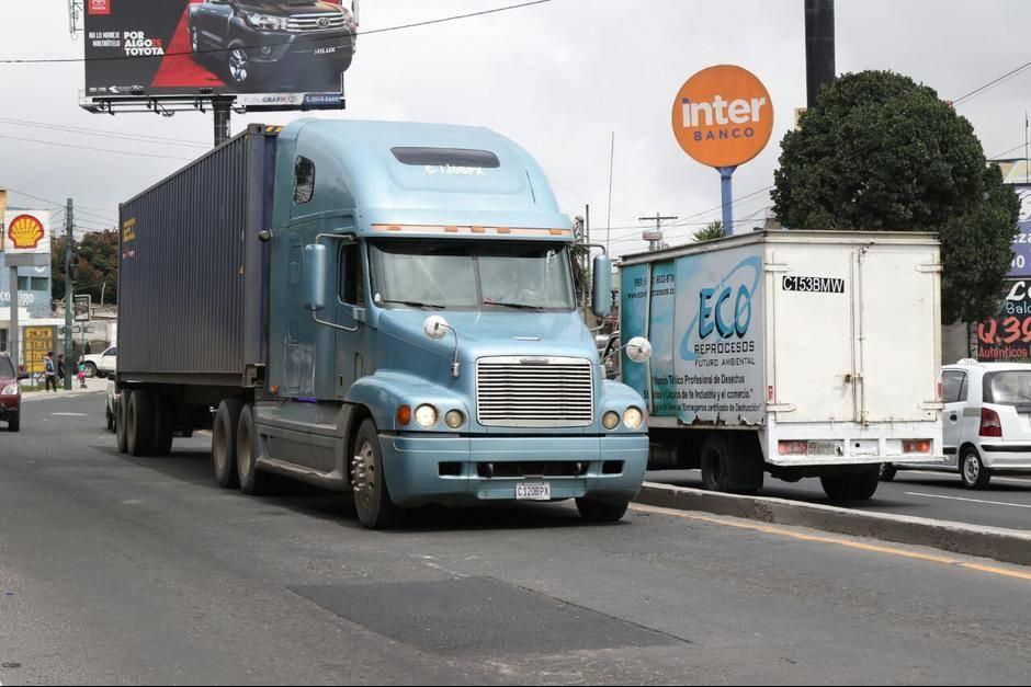 Camiones y buses deber&aacute;n contar con un nuevo sistema dentro de sus veh&iacute;culos para monitorear la velocidad. (Foto: Archivo/Soy502)