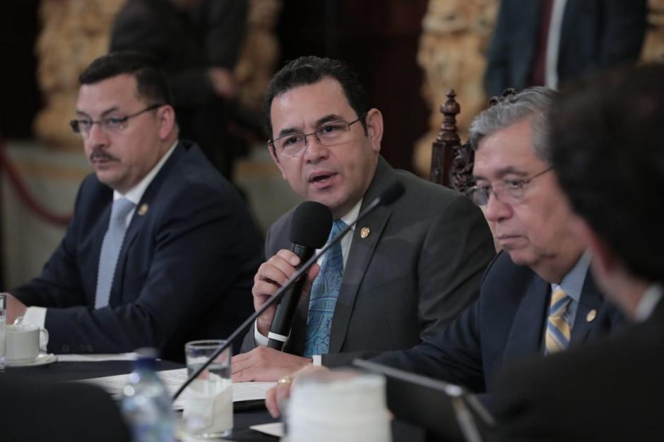 El presidente Jimmy Morales participó en una reunión con representantes de los Consejos de Desarrollo. (Foto: AGN)