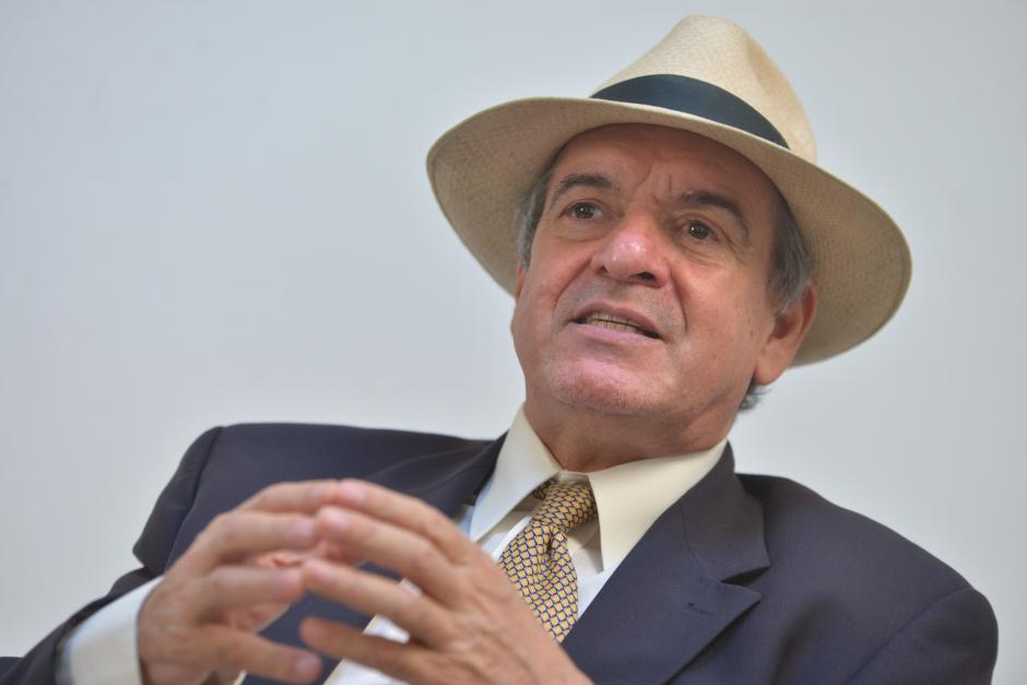 Pablo Duarte, candidato a la presidencia por el Partido Unionista, habla de recuperar la autoridad del Estado. (Foto: Jesús Alfonso/Soy502)