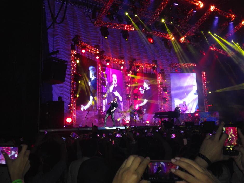 Sin Bandera deleitó al público guatemalteco con sus mejores éxitos. (Foto: Soy502)