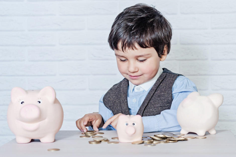 "Mi madre trabaja muy duro y no tiene lindas joyas", expres&oacute; el ni&ntilde;o (Foto ilustrativa: Freepik)