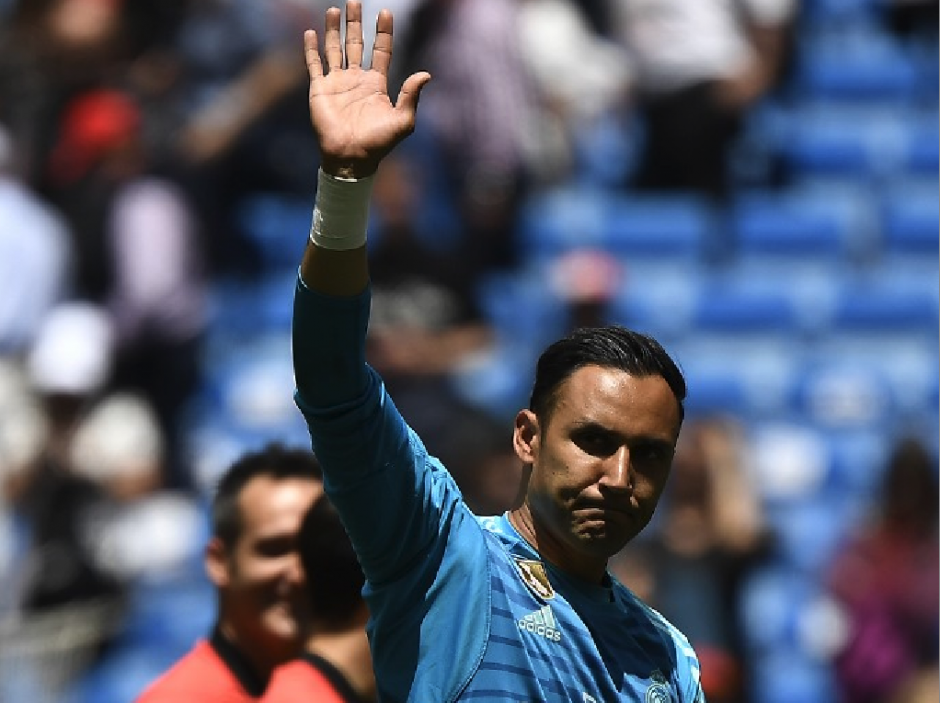 El portero costarricense se despidi&oacute; as&iacute; de la afici&oacute;n del Madrid. (Foto: AFP)&nbsp;