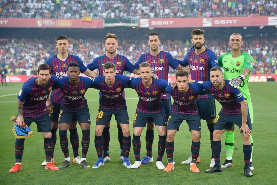 El equipo catal&aacute;n no pudo conseguir el triunfo ante el Valencia en la final de la Copa del Rey. (Foto: AFP)