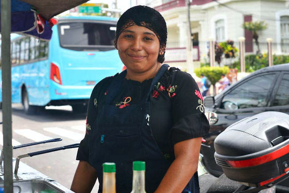 Sara&iacute; quiere ser abogada para ayudar a las mujeres en estado de vulnerabilidad. (Foto: elsalvador.com)