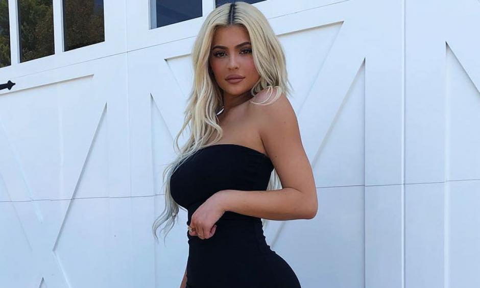 Kylie Jenner luci&oacute; unos zapatos que llamaron la atenci&oacute;n. (Foto: Instagram)&nbsp;