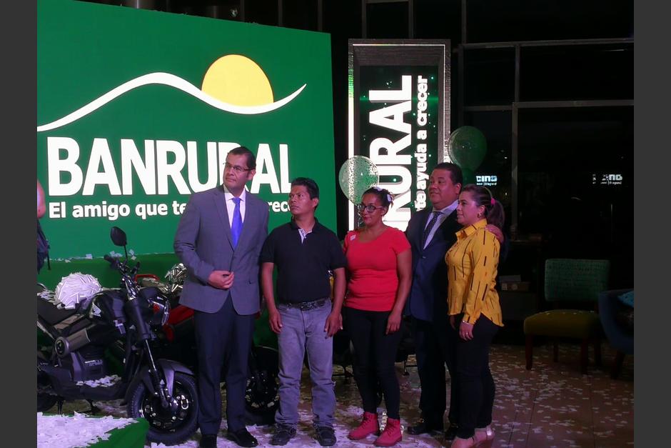 Banrural recompensa la fidelidad de quienes con mucho esfuerzo y dedicaci&oacute;n hacen posible que sus familias vivan mejor. (Foto: Soy502)