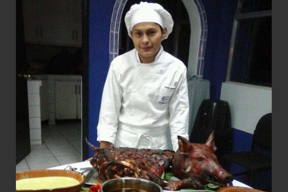 El automovilista involucrado en el percance huy&oacute; del lugar. (Foto: Stereo 100)