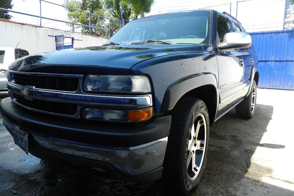 Entre los carros a subastar se destaca una camioneta agr&iacute;cola blindada. (Imagen con fines ilustrativos. Foto: Archivo/Soy502)