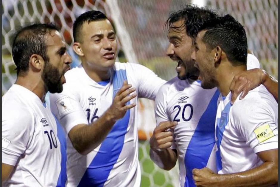 Marco Pappa y José Manuel Contreras han compartido en la Selección Nacional, pero este fin de semana volvieron a levantar una copa de campeón. (Foto: Archivo)