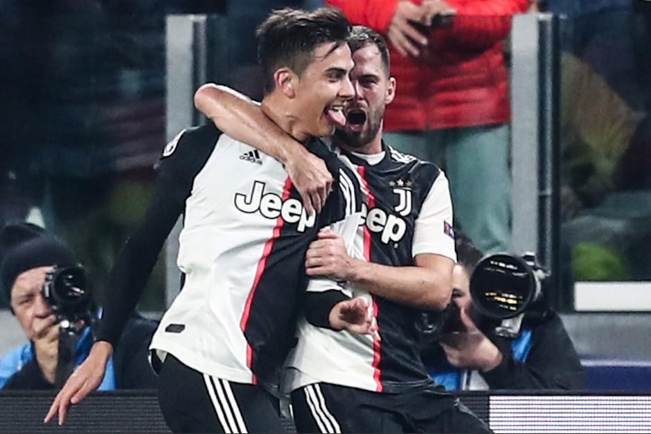 Paulo Dybala festeja su vistosa anotaci&oacute;n en el Juventus Stadium. (Foto: AFP)