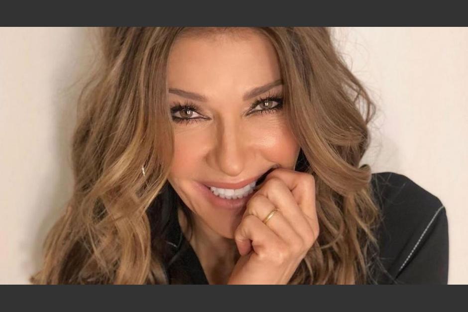 Catherine Fulop no tuvo reparo en mostrar sus curvas en redes sociales. (Foto: Instagram)&nbsp;