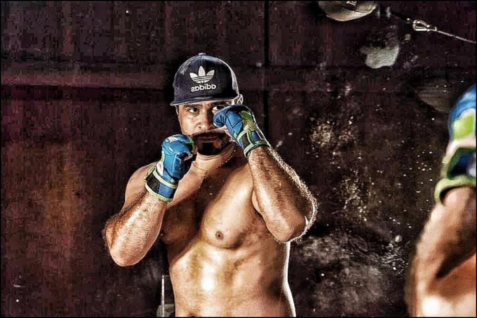 Neto Bran se reporta listo para la pelea con "Tres Kiebres". (Foto: Facebook Neto Bran)