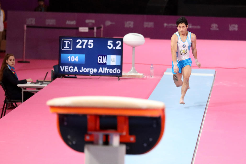 Jorge Vega López en su participaci&oacute;n en el campeonato&nbsp;Mundial de Gimnasia Stuttgart 2019. (Foto: Soy502)