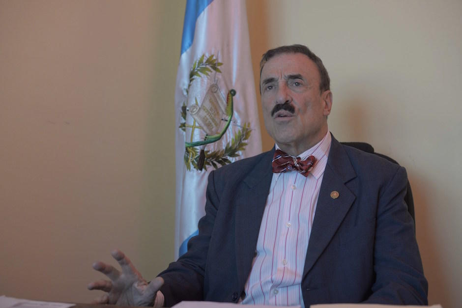 Linares Beltranena envió la carta al nuncio apostólico. (Foto: Archivo/Soy502)