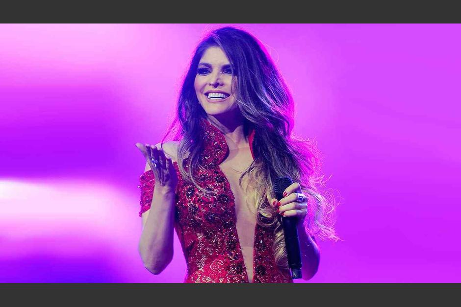 Ana B&aacute;rbara volvi&oacute; a mostrar sus curvas de impacto. (Foto: Mezcalent Telemundo) &nbsp;