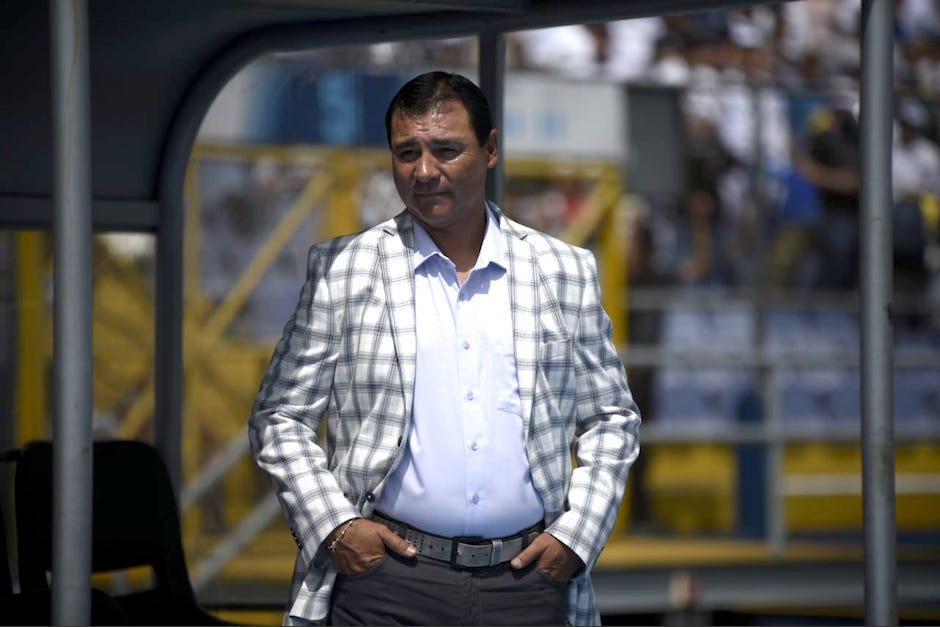 Mauricio Tapia ha perdido los dos Clásicos ante Municipal. (Foto: Wilder López/Soy502)