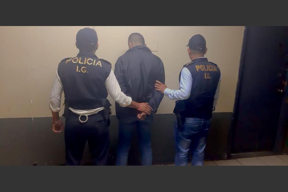 Un agente de la PNC fue detenido por agresión sexual. (Foto: MP)