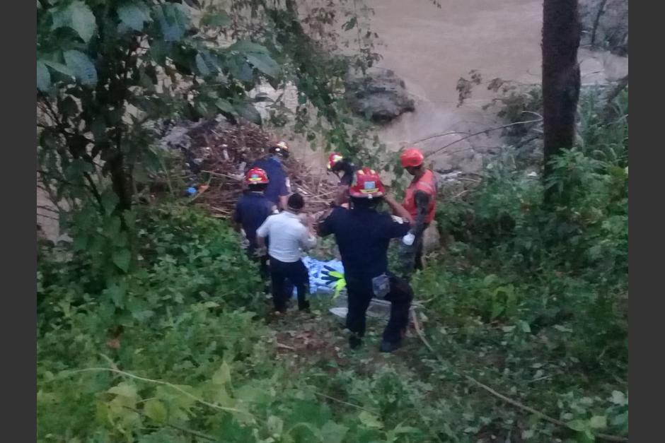 El menor fue arrastrada por las correntadas del río Cucanjá. (Foto: Conred)&nbsp;